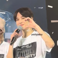 s (@yestyoday) 's Twitter Profile