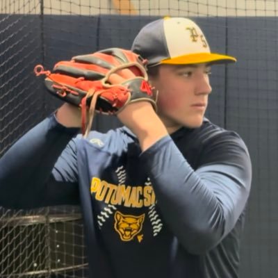 Jake_Compton17's profile picture. 6’3/240lbs, @PotomacStateBB