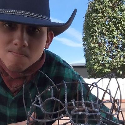 21♂️|Mexican American|Casual Conservative|Pro 2A|Furry :3|Plant Lover🌿|
Open to chat about anything provided you are civil and not throwing names or insults :3