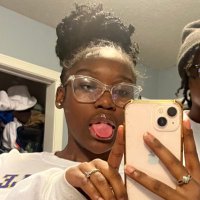 aurii🫧 (@monaeaurii) 's Twitter Profile