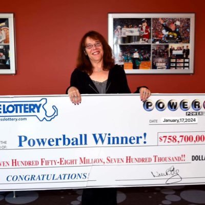 I am Mavis wanczyk the $758.7 million lottery winner and I am willing to donate $20,000 each to the needy just DM ..MAVIS I FOLLOWED