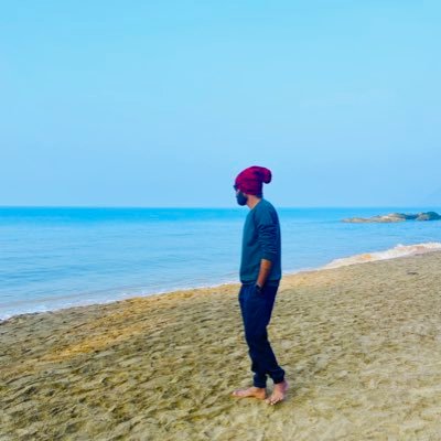 iamravoof's profile picture. Loading…
