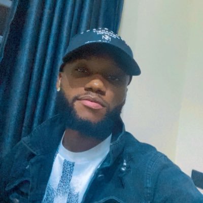 Interactive,loves football,CHELSEA FOR LIFE,loves good music,Loves BIG WIZ..JCOLE