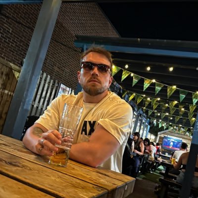 D3vliiiin0494's profile picture. 