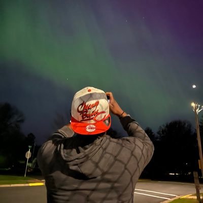Chicago Sports Fan // Husband//Father// Former Athlete