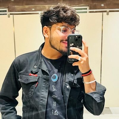 Ex Intern at @ISRO hyderabad 🧨🚀||
Ex intern at @Ekomart.org ||
full stack developer || freelancer (tech and designing productions)