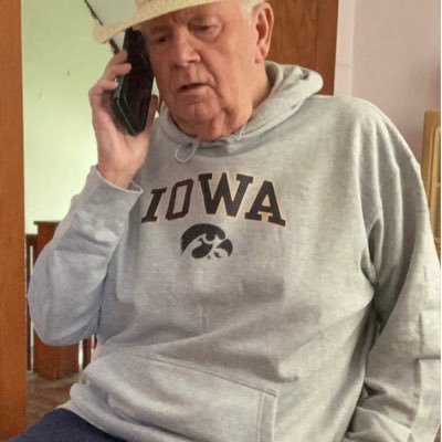 ronny_whit18041's profile picture. Grew up and raised in LV, Nevada. Worked 45 years in the Gaming industry, mostly table games. Enjoying retirement in beautiful Jefferson, Iowa (pop. 4200) ❤️