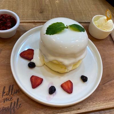 ria_ys's profile picture. 