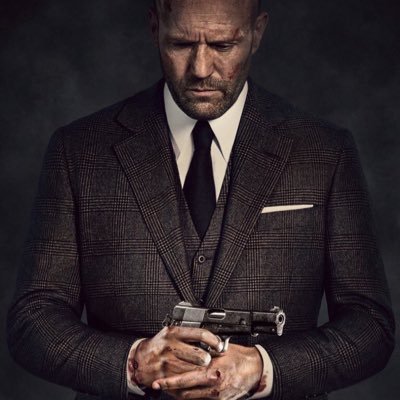 mom3oo's profile picture. في عالم الأسهم والمغامرة .. أنا اللهو الخفي