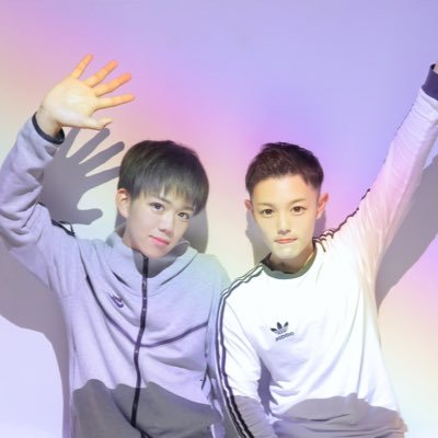 si⭐️𓂃꙳⋆