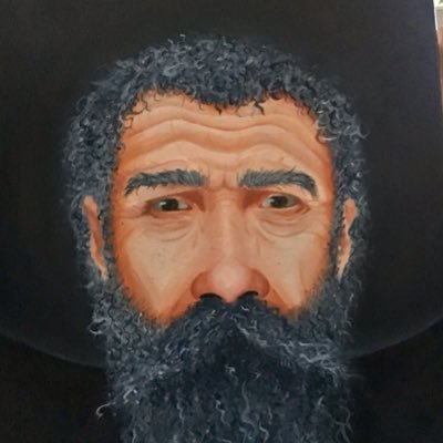 Apotecario, boticario, farmacéutico, papá, hijo y esposo. Lo demás te enteras según me leas. 🇵🇷💪🏼🥾🍀🌿📷🇵🇸