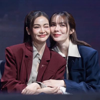 RakEL9598's profile picture. Only Englot•Engfa Waraha🐶🐰Charlotte Austin