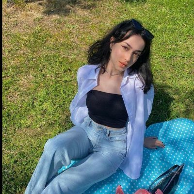 MeleknazUcuk's profile picture. Özüme sözüme döndüm