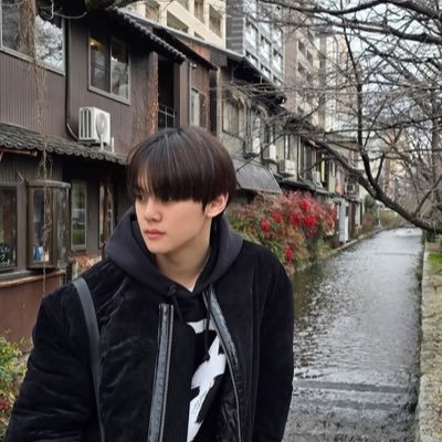 @ZB1_Official @BOYNEXTDOOR_twt @&team @pledis_17 @treasuremembers ; au reader na naghahanap ng moots para ma full lang tl nyo ng qrts ko /srs