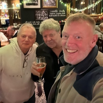 wrdsimon's profile picture. 