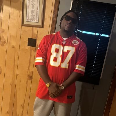 Get rich or die trying💵 Rip NaNa💔 Rip Gip🙏🏿 Rip Thomas🙏🏿 Rip Ace 🙏🏿 Rip Lean🙏🏿#Tblock Head Huncho 3️⃣🦅