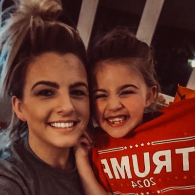 NicoleBelding's profile picture. Trump 🇺🇸 Girl Mama 🎀 Iowa 🌽