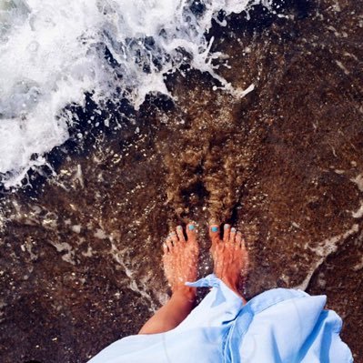 arena_mal76223's profile picture. Tropical Girl who loves summer, Ice coffees & sunsets ๐
โจ