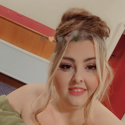 channii_xo's profile picture. ♥︎♡︎♥︎ 𝑃𝑒𝑎𝑐𝑒,𝐿𝑜𝑣𝑒 𝑎𝑛𝑑 𝑃𝑜𝑠𝑡𝑖𝑣𝑖𝑡𝑦 ♥︎♡︎♥︎ Insta - @channii_xo ♡♥︎ Ateez 22-02-23 ♡♥︎ Straykids 14-07-24 ♡♥︎ 18-07-25 ♡♥︎