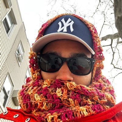 cosjams's profile picture. in the lab