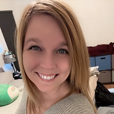 cmdillon4's profile picture. Mama Bear. Vet Tech.