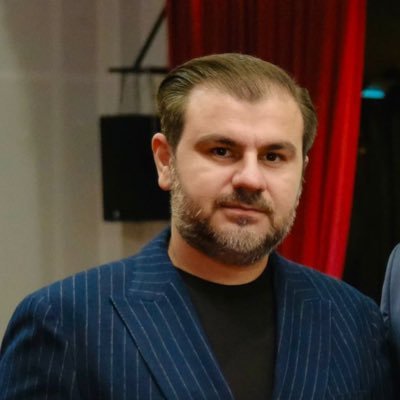 Ak Parti Karabağlar İlçe Başkan Yardımcısı / İzmir Ticaret Odası Gözlükçülük Komitesi / Gültekin Grup A.Ş. YKÜ / İnvest Grup İcra Kurulu Başkanı