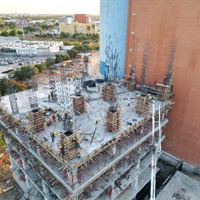 Alejandro_Toca's profile picture. Fe