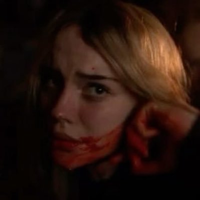 andurselfmaking's profile picture. watch Yellowjackets and look at jackie and natalie .. if you squint you'll see me on your screen