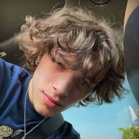 k (@chrearlec) 's Twitter Profile