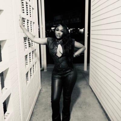 siimplyaaa's profile picture. 👸🏽