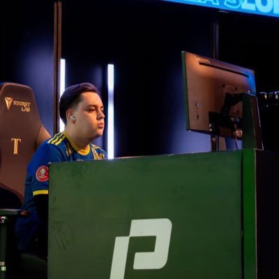🇷🇴 | 22 | Competitive FC Player | Free agent |