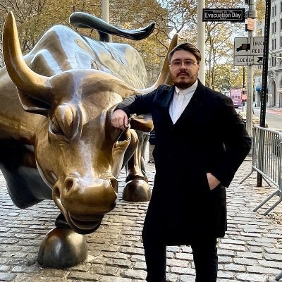 Stock trader | Teaching newbies how to trade & grow wealth | 📈🚀