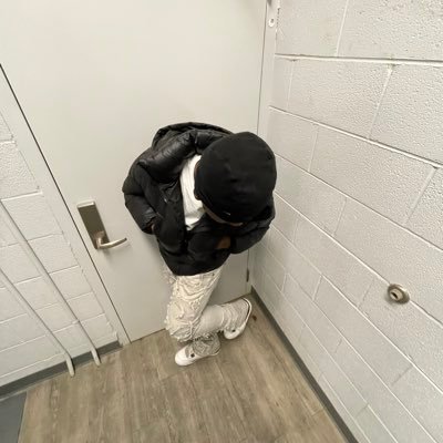 stoppdatt's profile picture. I’m just her to 🥜 and ya make you nut dassal so inbox me 🫶🏿