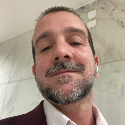 dudaalberg's profile picture. 📎Cientista Politico  📍Inovação em Políticas Públicas 🏠 EUA, Tailândia, Rio, Brasília e Bahia, 🇧🇷🇪🇸🇺🇸🇫🇷🇹🇭