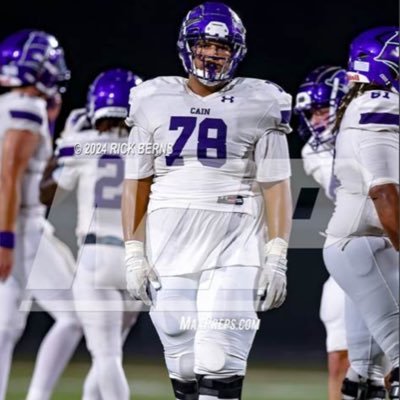 BraddleyDaniel9's profile picture. God first God bless || Class of 2026 || Klein Cain || 6’3 310 lbs || 335 bench || 585 squat ||Lt/Rt/Rg/Lg || 3.8 GPA || 3467171368 || Braddleyt3p50@gmail.com||