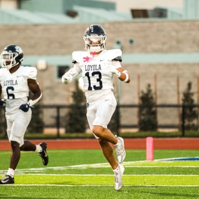 Loyola High School Class of 2026 //DB Safety//6’0”// 185 lbs// 4.1 GPA//Instagram: Peter_Sciarrino // Junior Year Highlights: https://t.co/MGsQB6jzCB