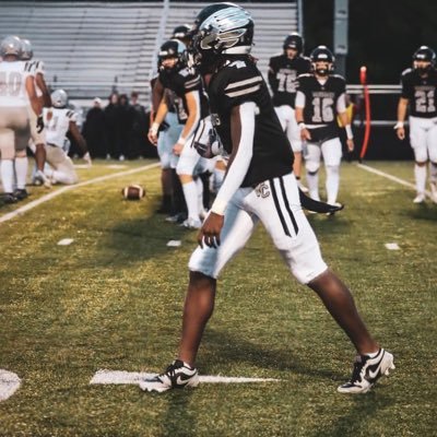 Proverbs 3:5 | Football | Track | Westerville Central C/O 2026 WR|DB 3.6 GPA | Cell: 614-927-9274 Email: omarbangs17@gmail.com