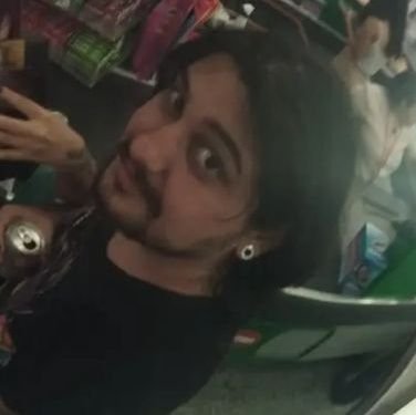 BieruOLadino's profile picture. só isso mesmo q