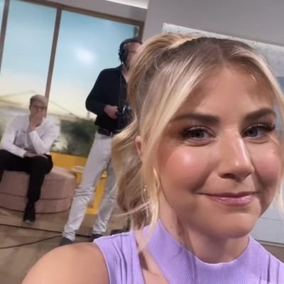 BeatriceEg8483's profile picture. 