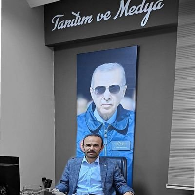 Ak Parti Altındağ ilçe Başkan Yardımcısı / Tanıtım Medya Başkanı
https://t.co/ZRaFLjkRwU
Ana hesap @HanlSelahattin