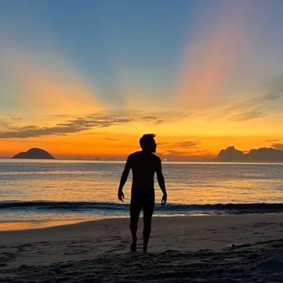 AHolsbach's profile picture. Siga-me os bons! (aqui eu não sou nutricionista)