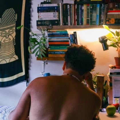 que_raios's profile picture. brigado pelo livramento!