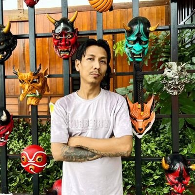 deansmo87's profile picture. Fuck life