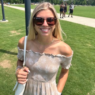 faithlcorey's profile picture. 