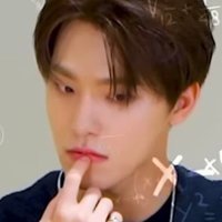 a ; ia (@feat_pjmhosh) 's Twitter Profile