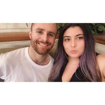 emzywah's profile picture. i don’t reply, i’m just here to retweet my feelings