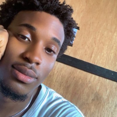 Everything you want to know ‘bout me, I’ve probably tweeted it before💁🏽♂️