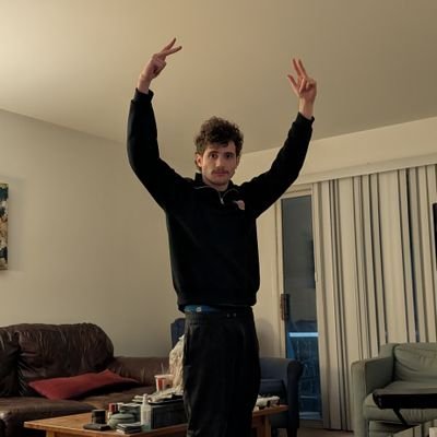 AlexPalex41's profile picture. 6'1
230 lbs