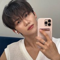 sez (@seezheni) 's Twitter Profile