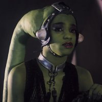 Oola (@thegreentwilek) 's Twitter Profile